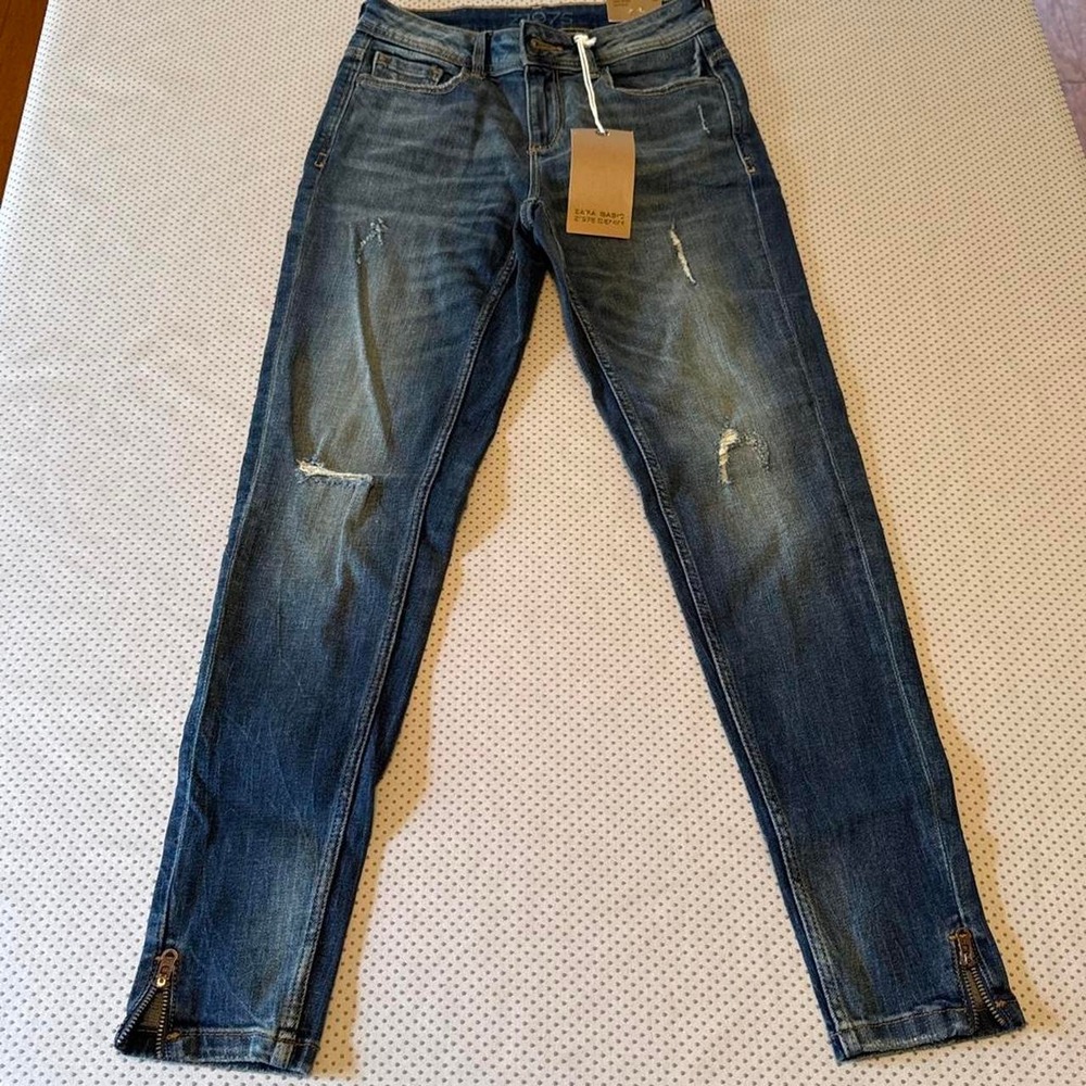 NWT Zara Midrise Stretchy‎ Distressed Skinny Jeans Zipper Details Size 2